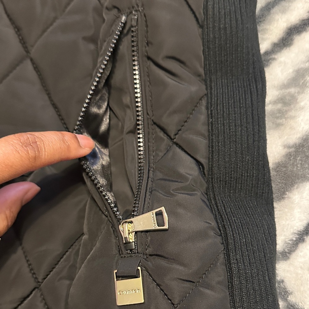 Calvin Klein Black Quilted Zip-Front Sleeveless Vest - Picture 3 of 4